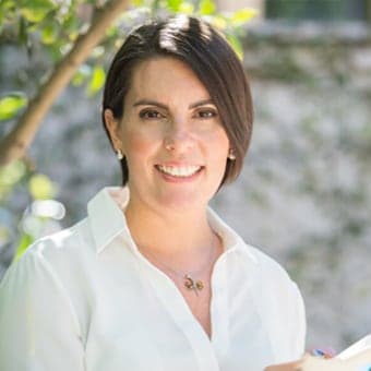 Dr. Katia Martinho Dr. Katia Martinho